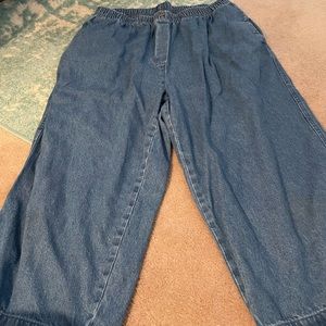 Medium Blue Elastic Waist Capris